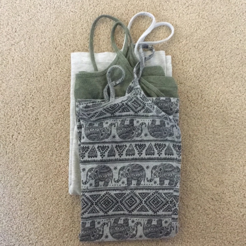 Set of 3 forever21 & Rue 21 tanks